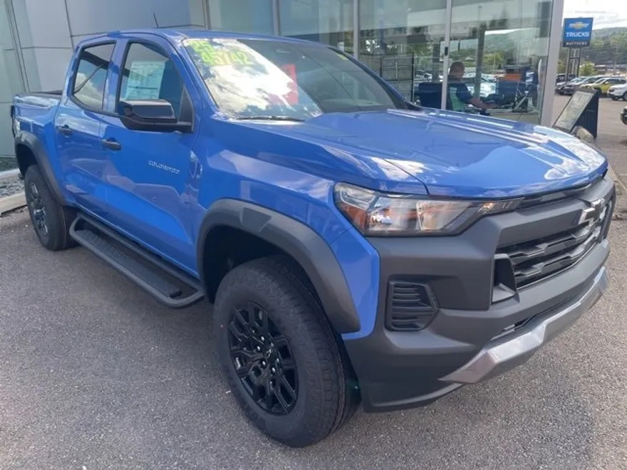 2026 Chevrolet Colorado Trail Boss photo 1