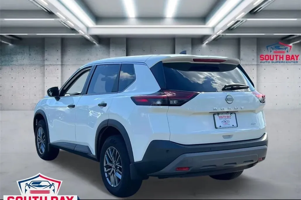 2022 Nissan Rogue S photo 1
