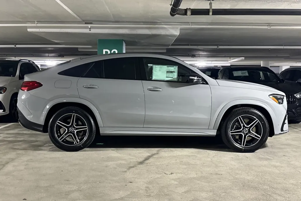 2026 Mercedes Benz GLE 450 4MATIC photo 1
