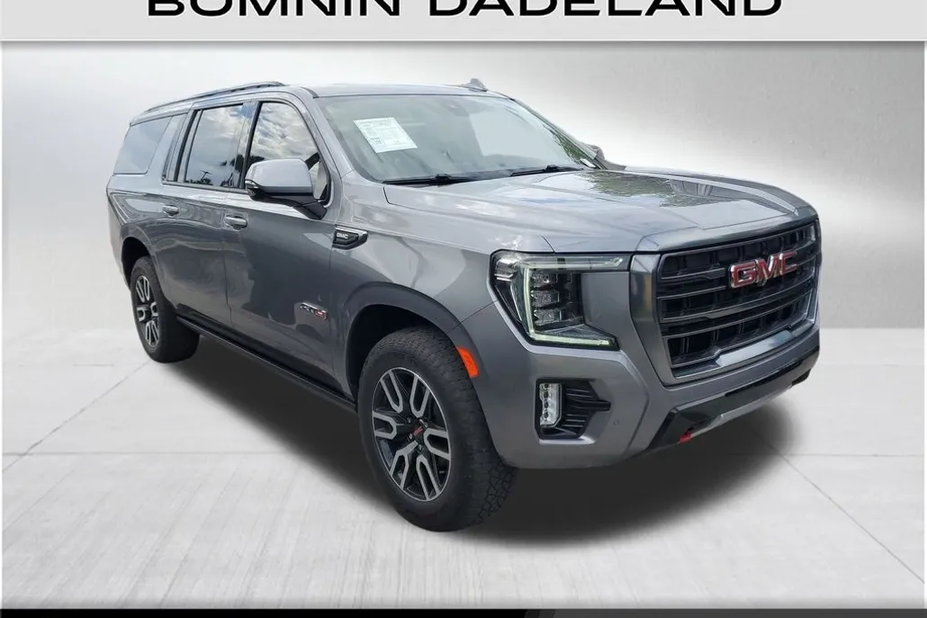 2021 Gmc Yukon XL AT4 photo 1