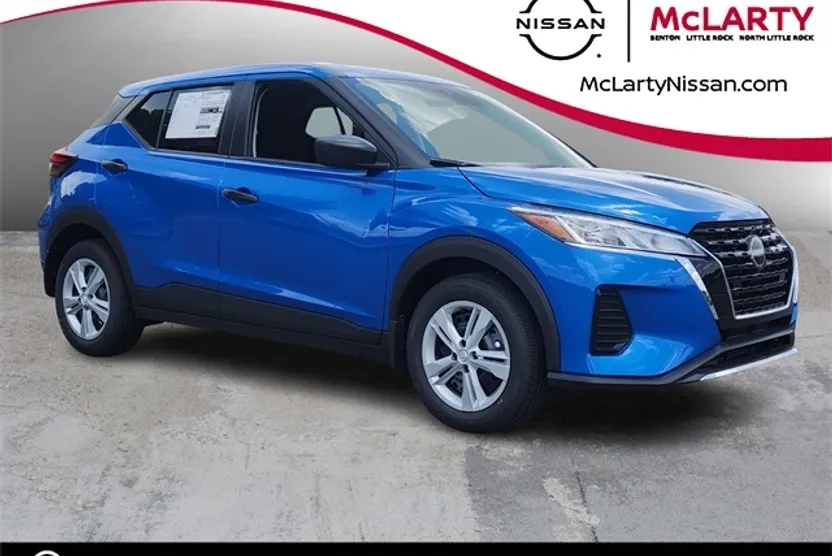 2025 Nissan Kicks Play S photo 1