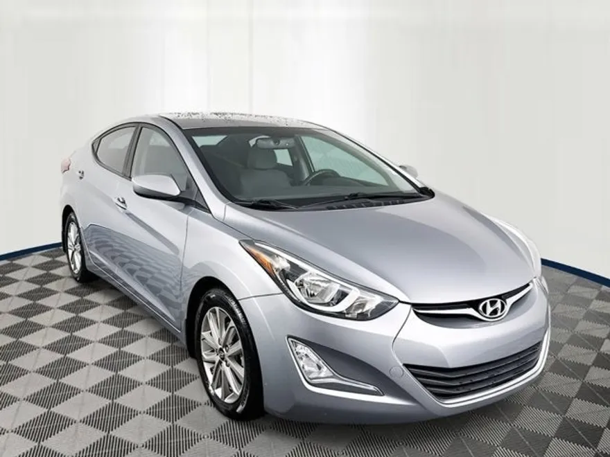 2015 Hyundai Elantra SE photo 1