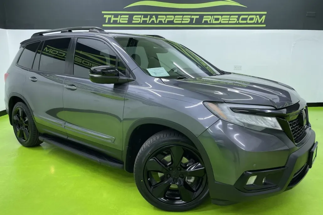 2020 Honda Passport Touring photo 1