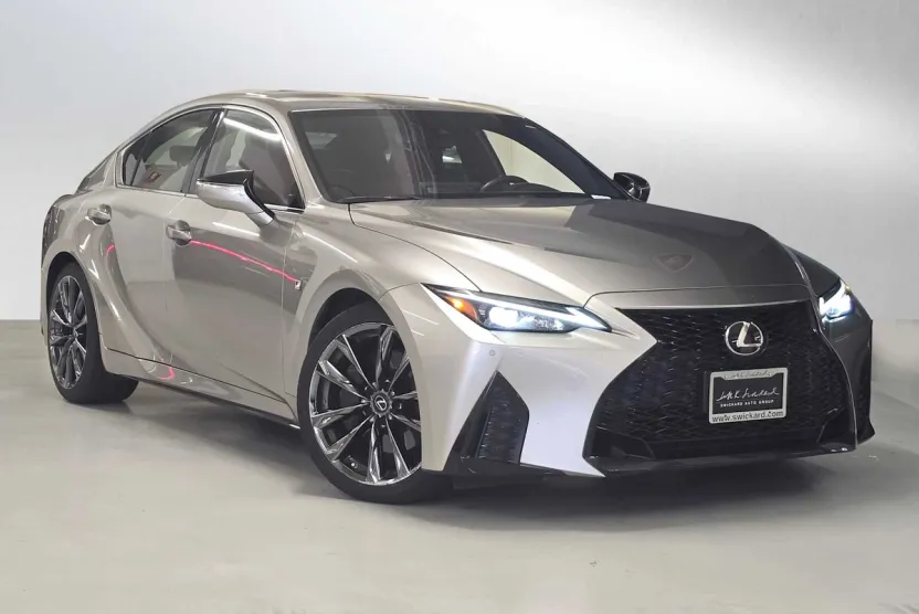 2022 Lexus IS 350 F SPORT photo 1