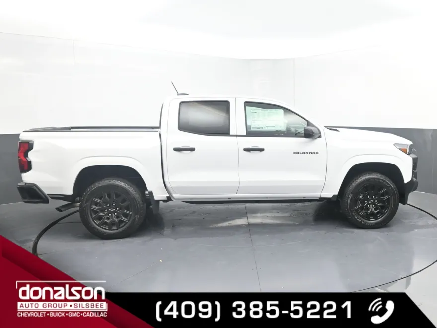 2025 Chevrolet Colorado Work Truck photo 1