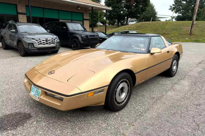 1985 Chevrolet Corvette Coupe photo 1