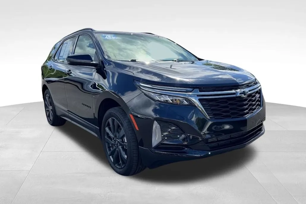 2023 Chevrolet Equinox RS photo 1