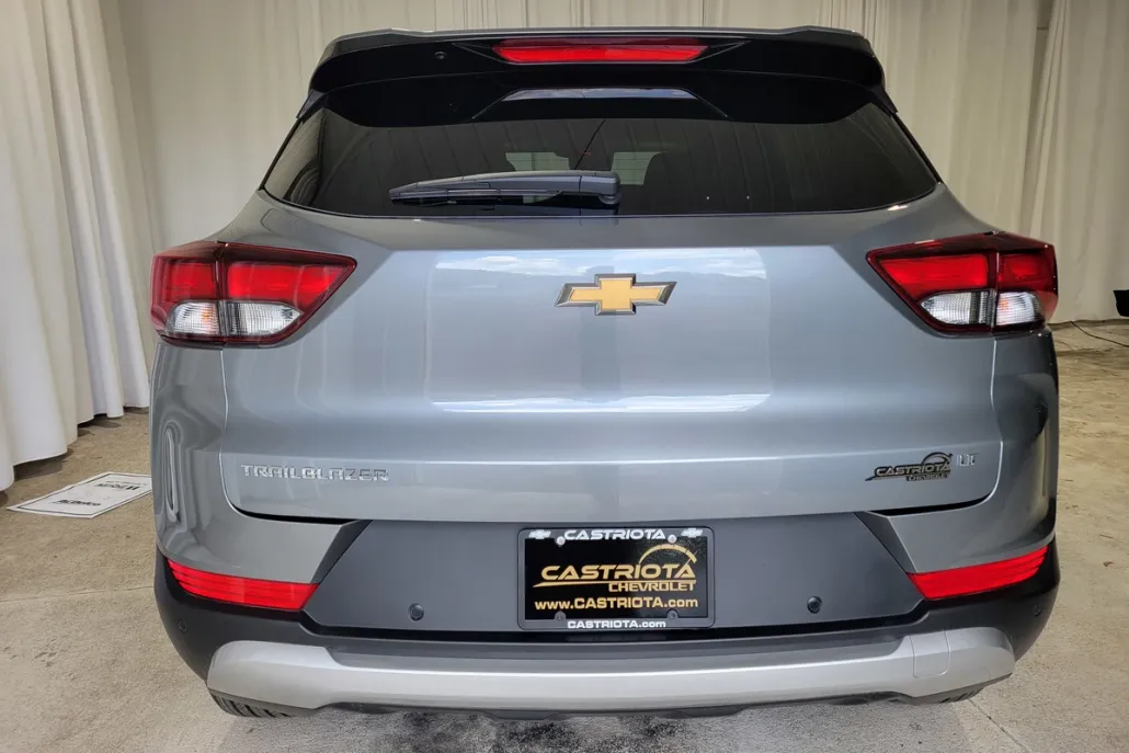 2026 Chevrolet Trailblazer LT photo 1