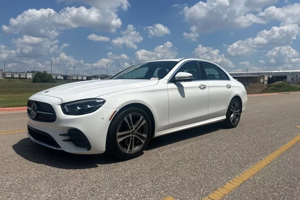 2021 Mercedes Benz E 350 photo 1