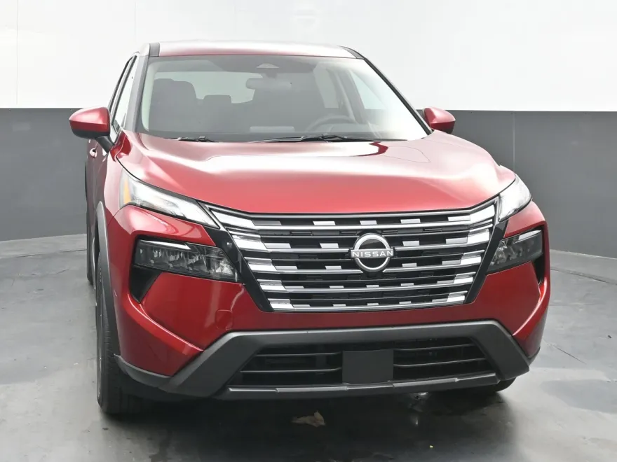 2026 Nissan Rogue SV photo 1