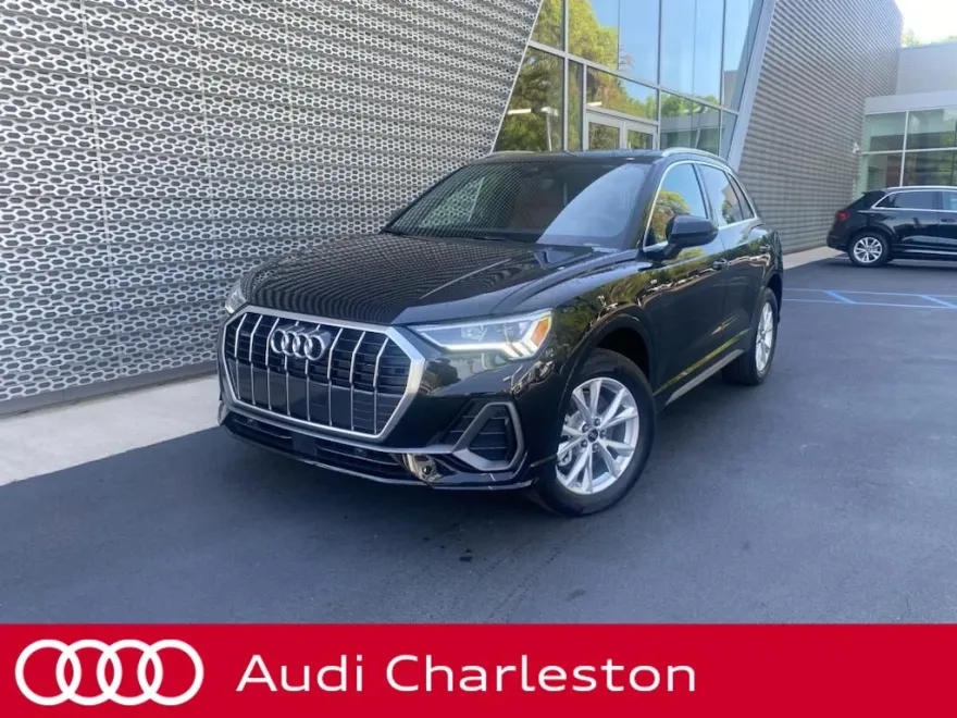 2025 Audi Q3 S line Premium Plus photo 1