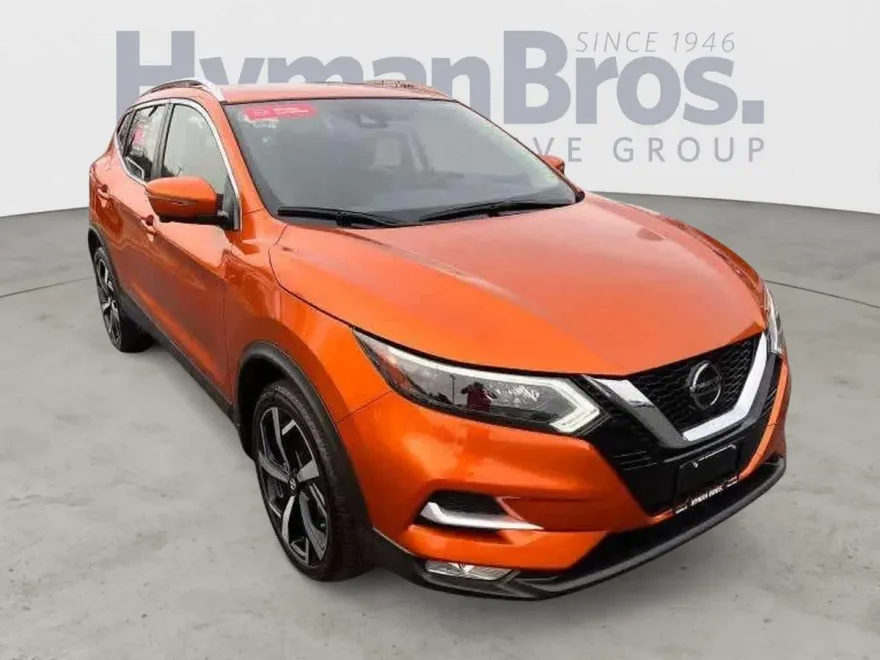 2022 Nissan Rogue Sport SL photo 1
