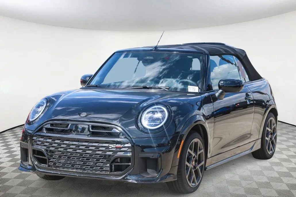 2026 Mini Cooper Convertible Iconic photo 1