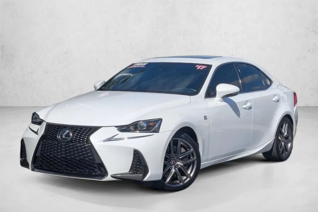 2017 Lexus IS 200t photo 1