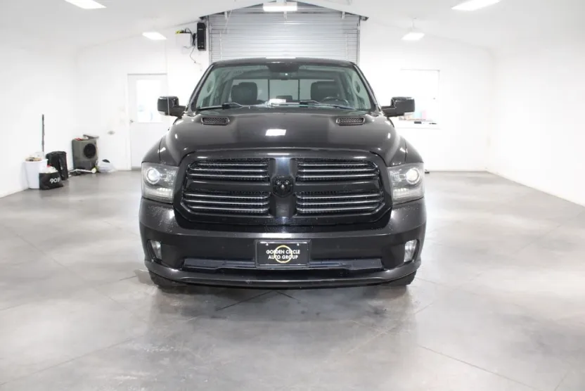 2016 Ram 1500 Sport photo 1