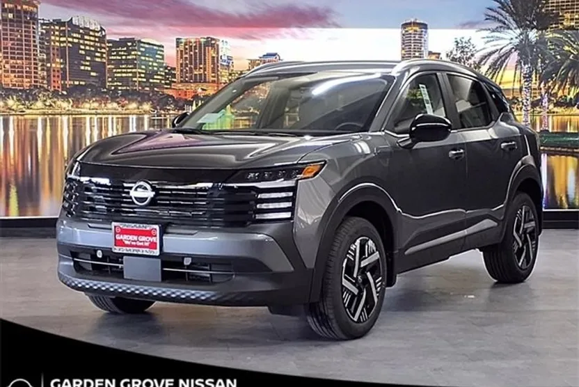 2026 Nissan Kicks SV photo 1