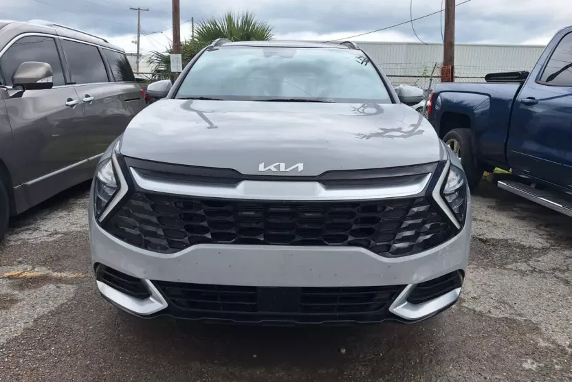 2023 Kia Sportage SX photo 1