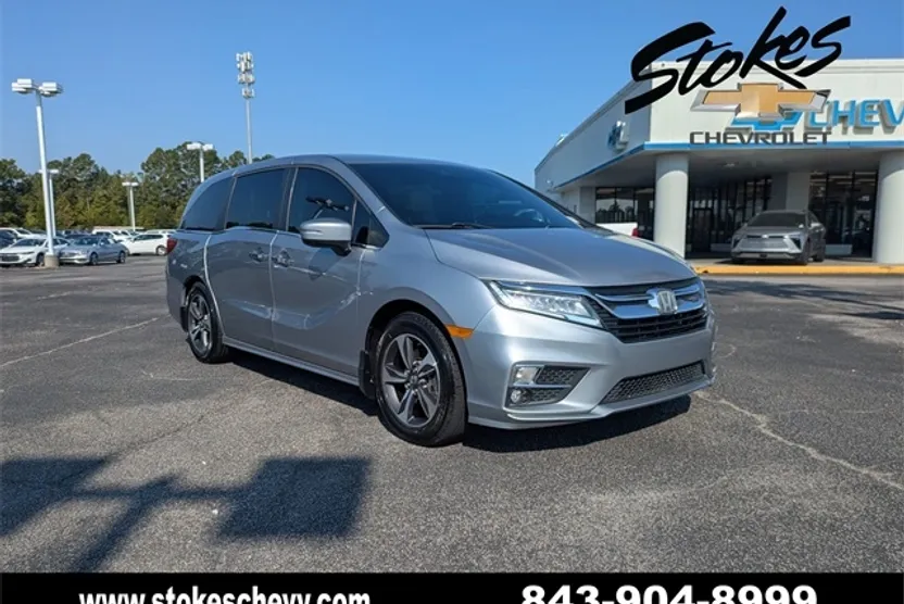 2020 Honda Odyssey Touring photo 1