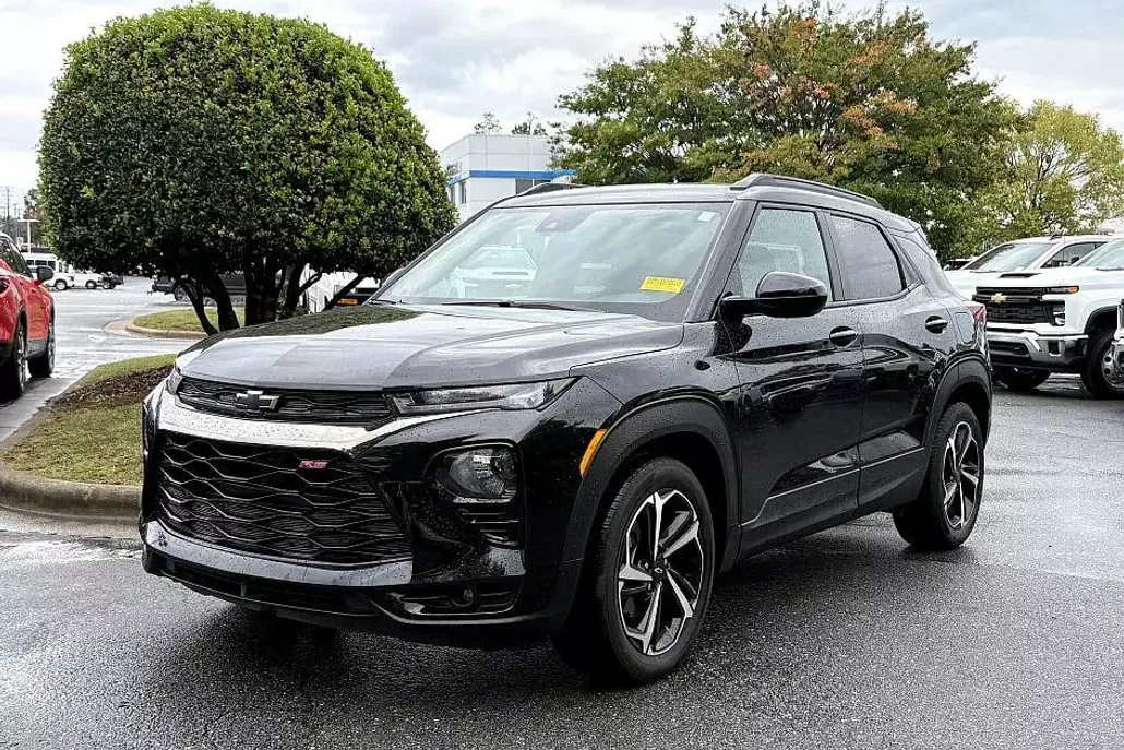 2023 Chevrolet Trailblazer RS photo 1