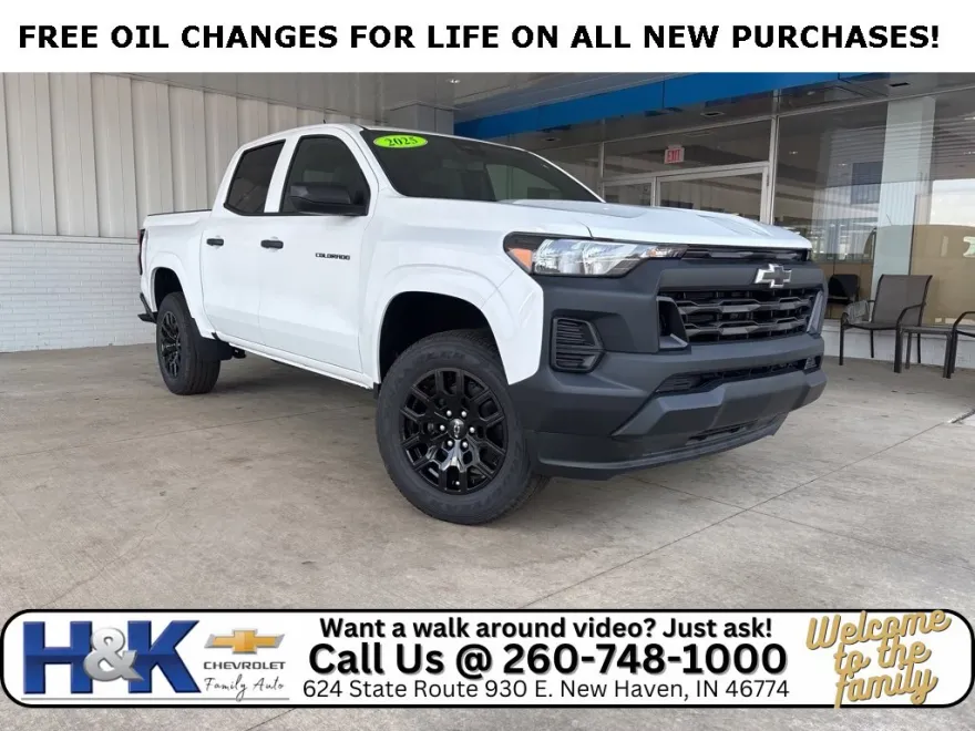 2025 Chevrolet Colorado LT photo 1