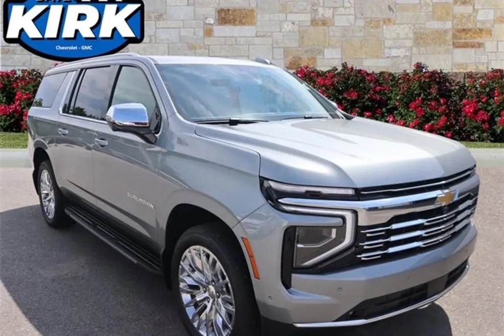 2025 Chevrolet Suburban Premier photo 1