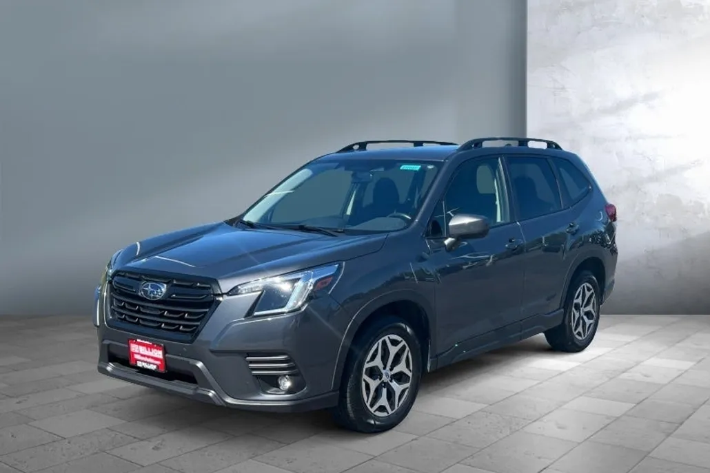 2024 Subaru Forester Premium Base photo 1