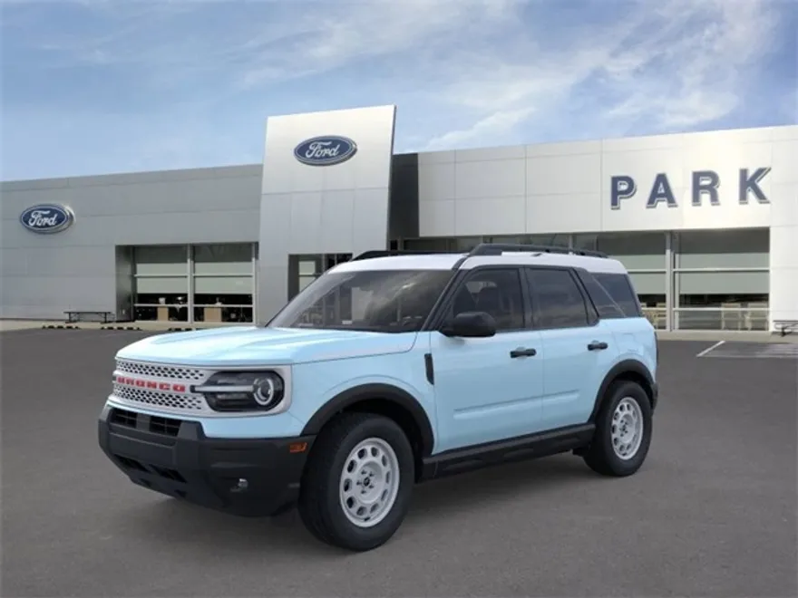 2025 Ford Bronco Sport Heritage photo 1