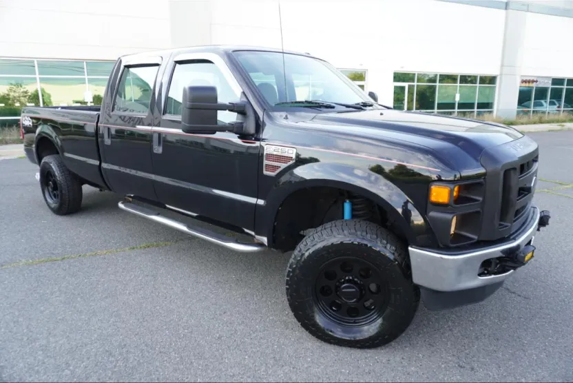 2010 Ford F-250 XL photo 1