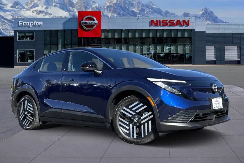 2026 Nissan Leaf SV photo 1