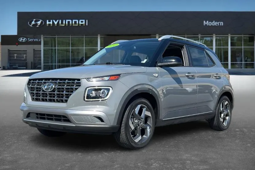 2022 Hyundai Venue SEL Limited photo 1