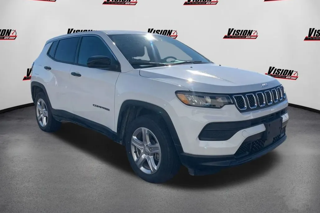 2023 Jeep Compass Sport photo 1