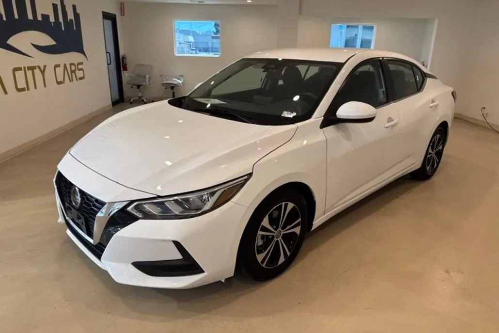 2023 Nissan Sentra SV photo 1