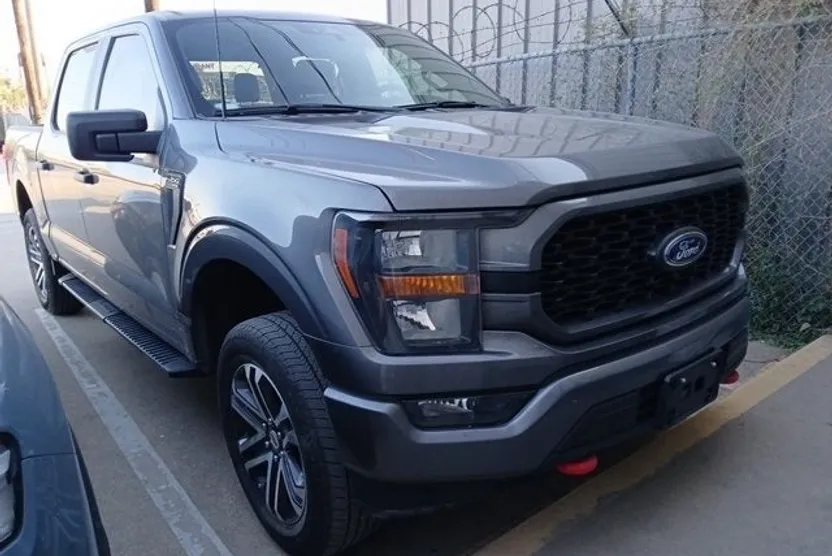 2023 Ford F-150 XL photo 1