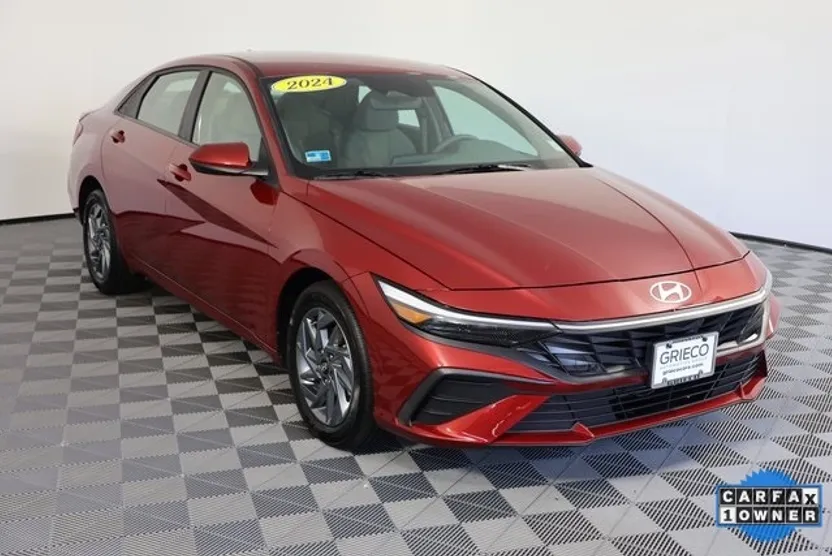 2024 Hyundai Elantra Hybrid Blue photo 1