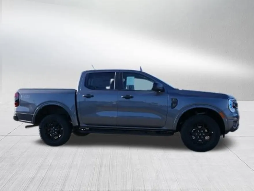 2025 Ford Ranger XLT photo 1