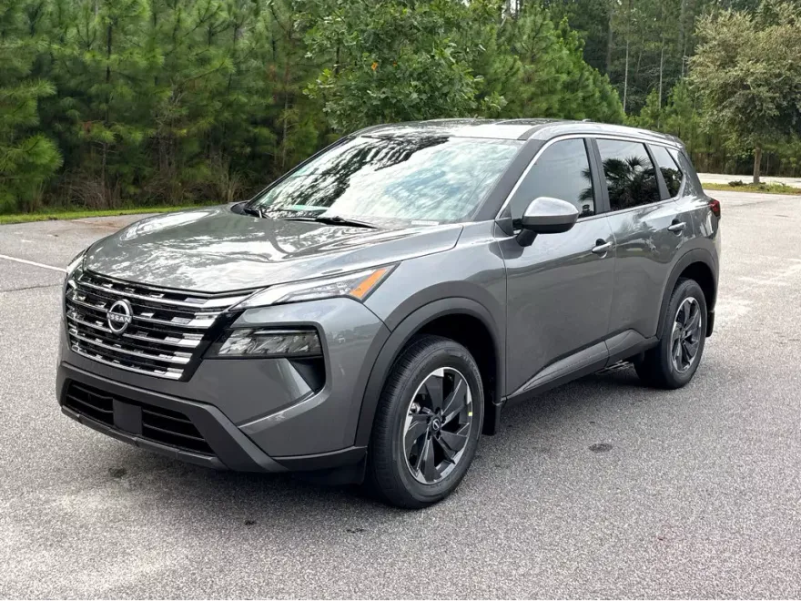 2026 Nissan Rogue SV photo 1