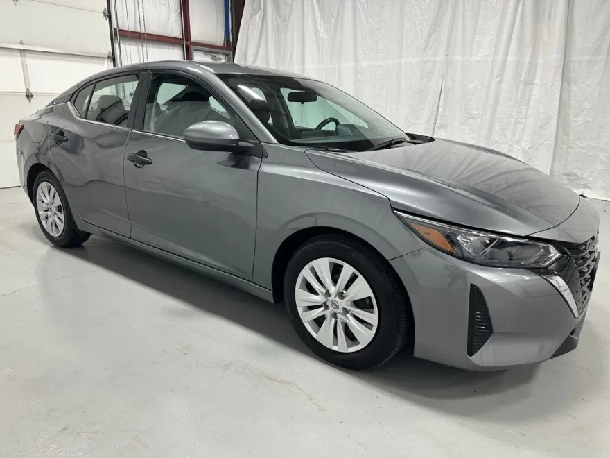 2024 Nissan Sentra S photo 1