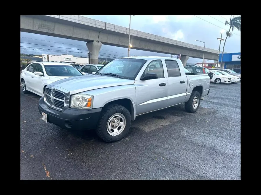2007 Dodge Dakota Quad Cab ST photo 1