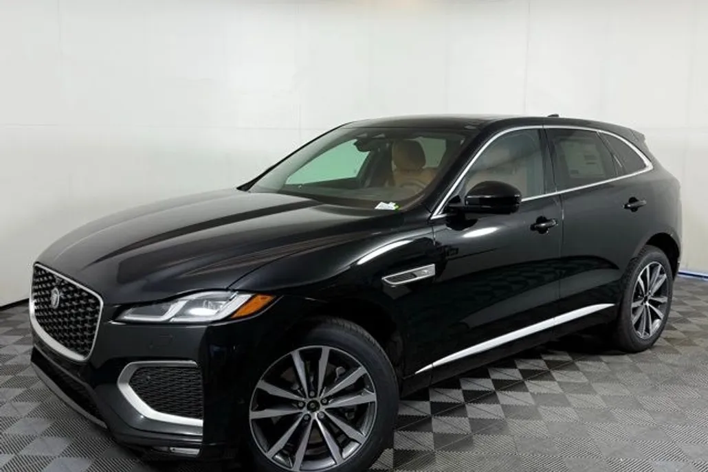 2026 Jaguar F-PACE P250 R-Dynamic S photo 1