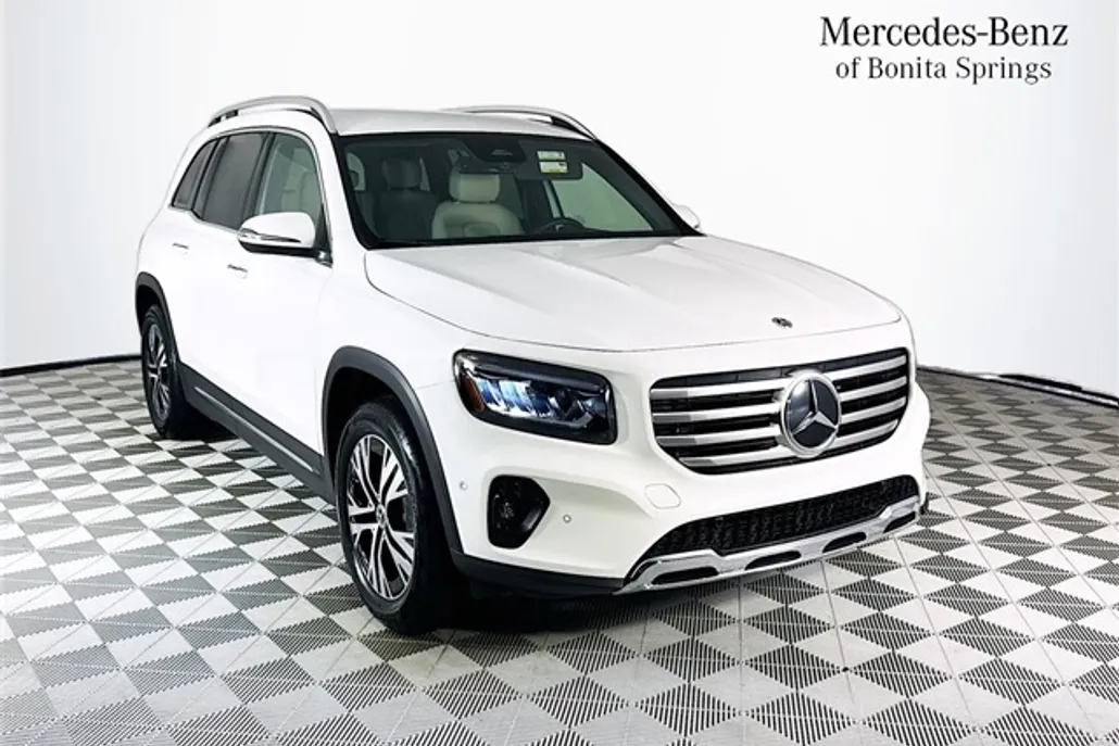 2025 Mercedes Benz GLB 250 photo 1