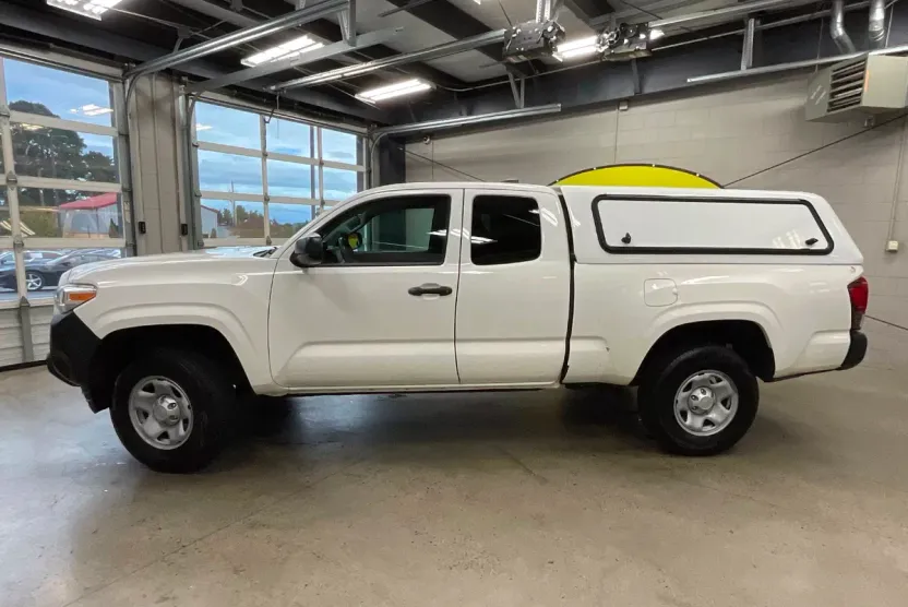 2021 Toyota Tacoma SR photo 1