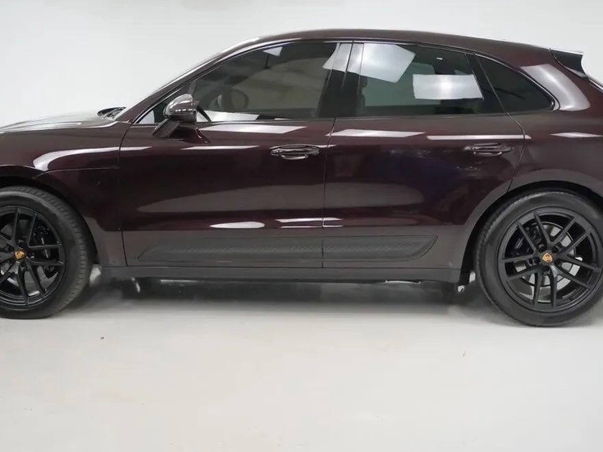 2024 Porsche Macan S photo 1