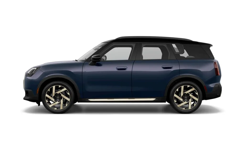 2026 Mini Countryman ALL4 Signature photo 1