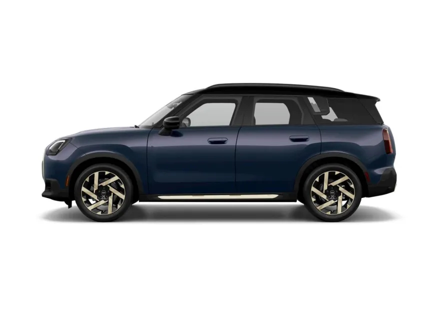 2026 Mini Countryman ALL4 Signature photo 1