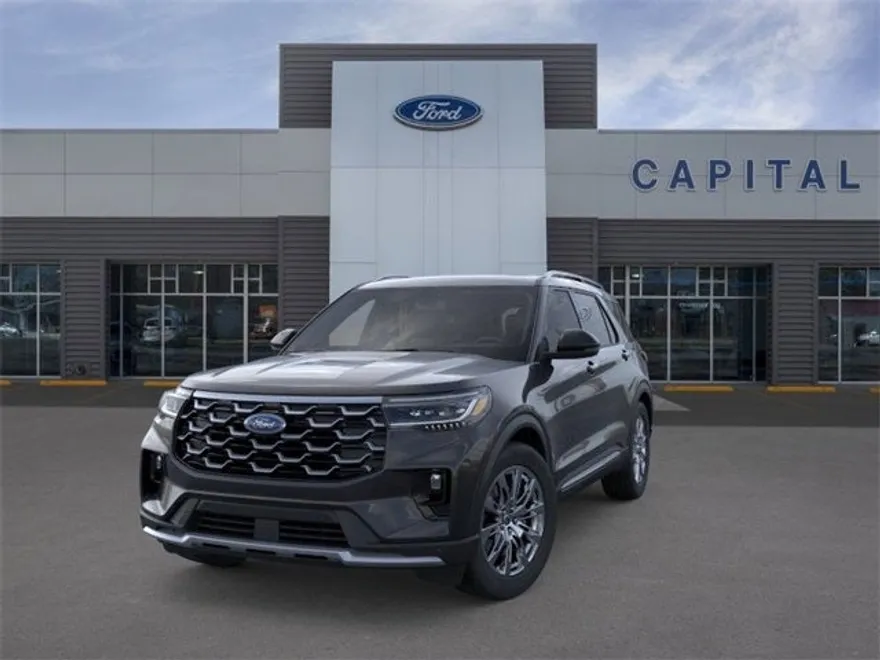 2025 Ford Explorer Platinum photo 1