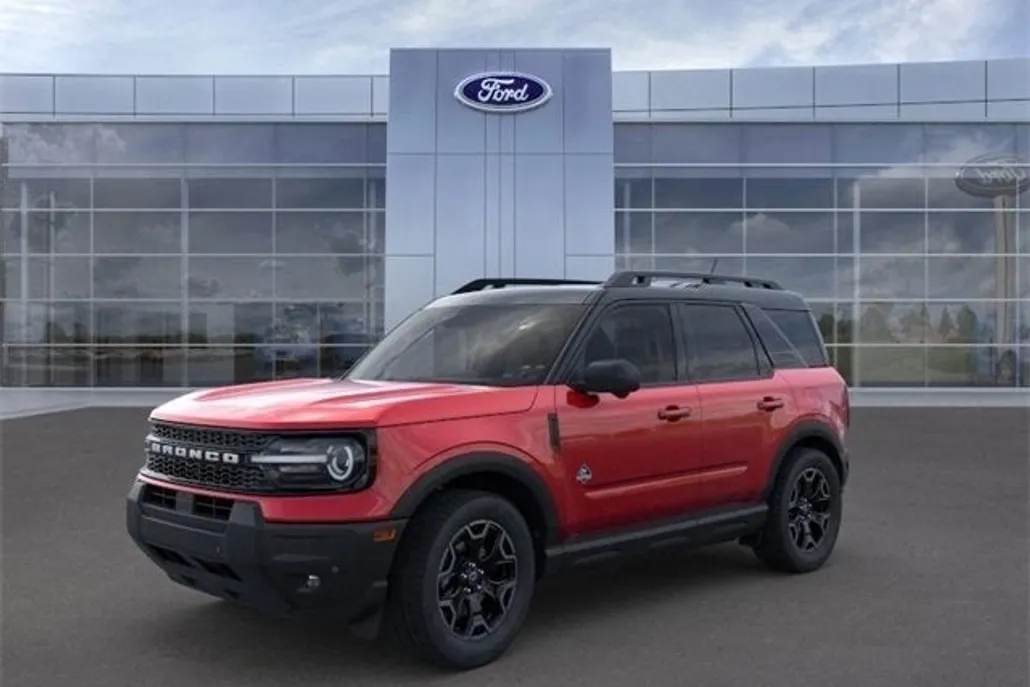 2025 Ford Bronco Sport Outer Banks photo 1