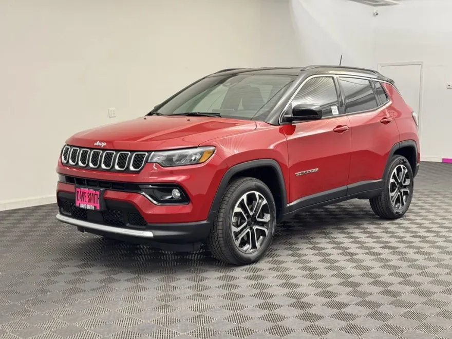 2024 Jeep Compass Limited photo 1