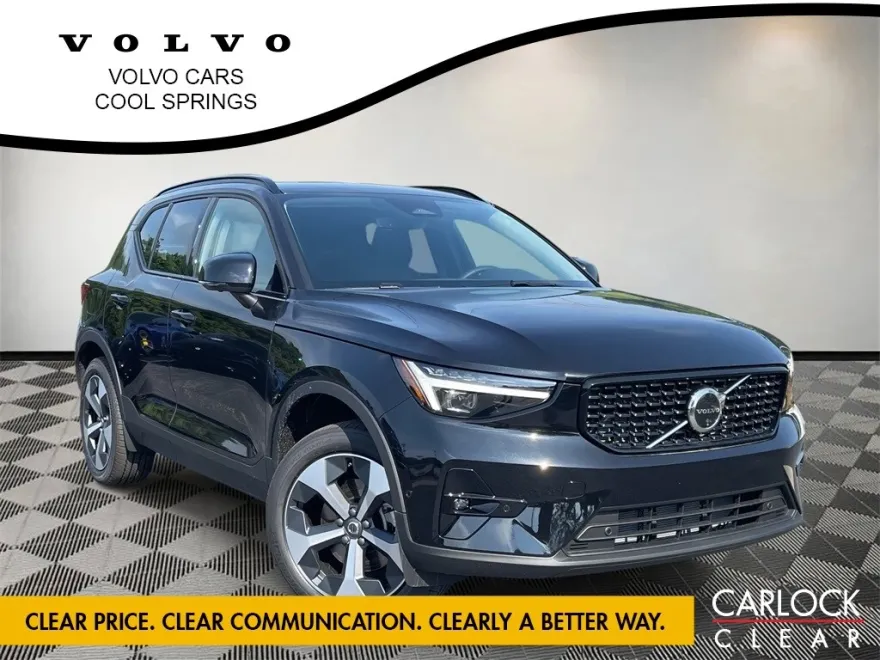 2026 Volvo XC40 Plus photo 1