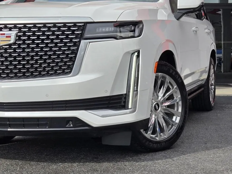 2022 Cadillac Escalade Premium Luxury photo 1