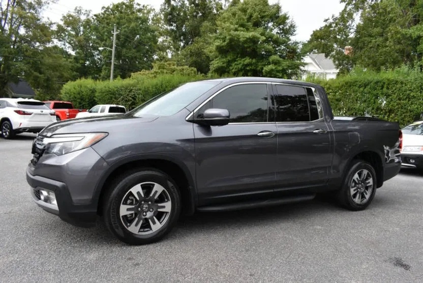 2019 Honda Ridgeline RTL-E photo 1